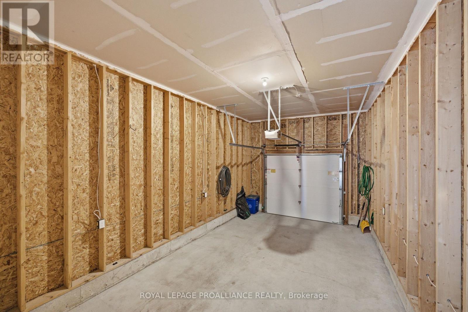 883 Ernest Allen Boulevard, Cobourg, Ontario  K9A 1W9 - Photo 30 - X12923600