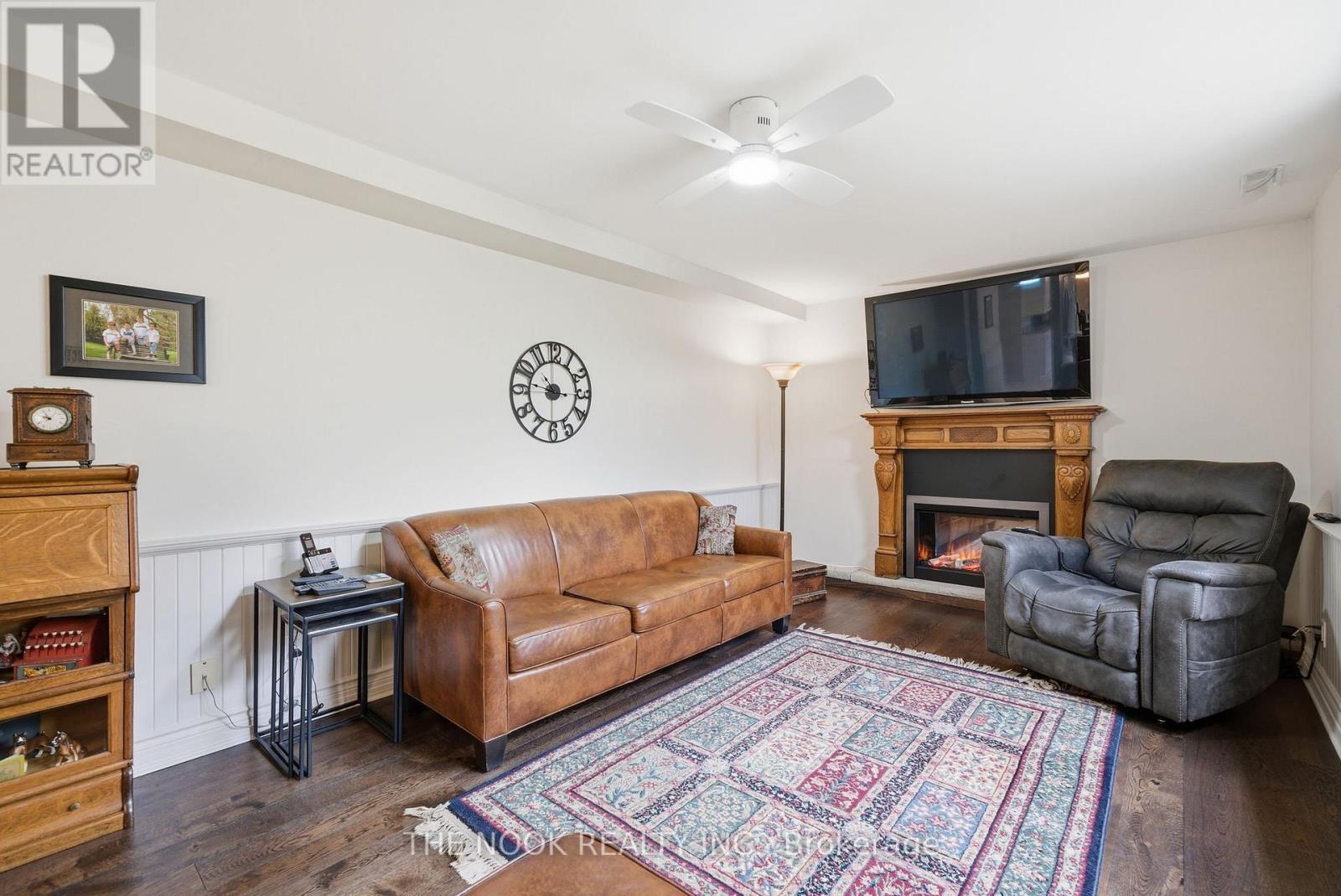 497 Samuel Harper Court, East Gwillimbury (Mt Albert), Ontario  L0G 1M0 - Photo 20 - N12968858