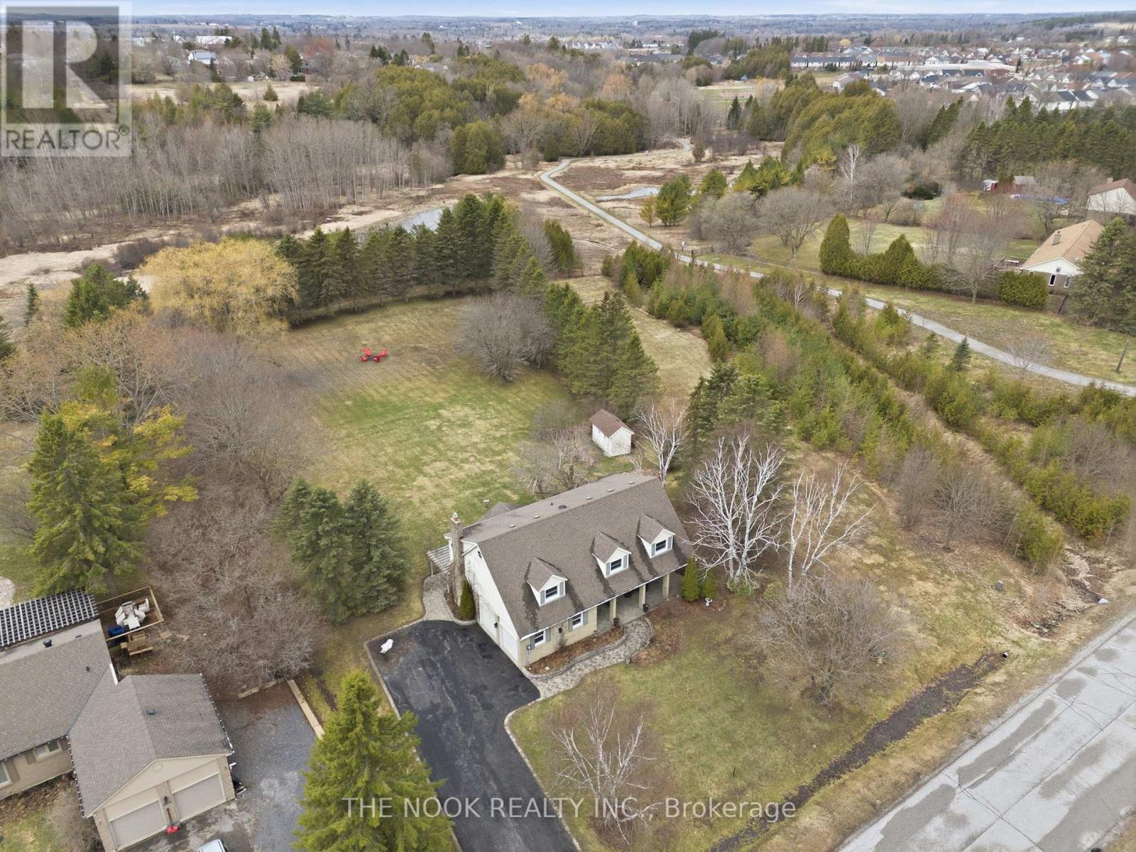 497 Samuel Harper Court, East Gwillimbury (Mt Albert), Ontario  L0G 1M0 - Photo 5 - N12968858