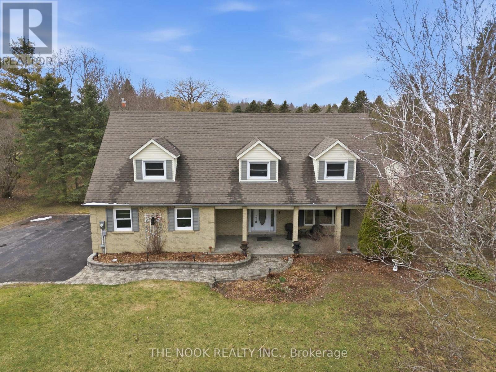 497 Samuel Harper Court, East Gwillimbury (Mt Albert), Ontario  L0G 1M0 - Photo 6 - N12968858