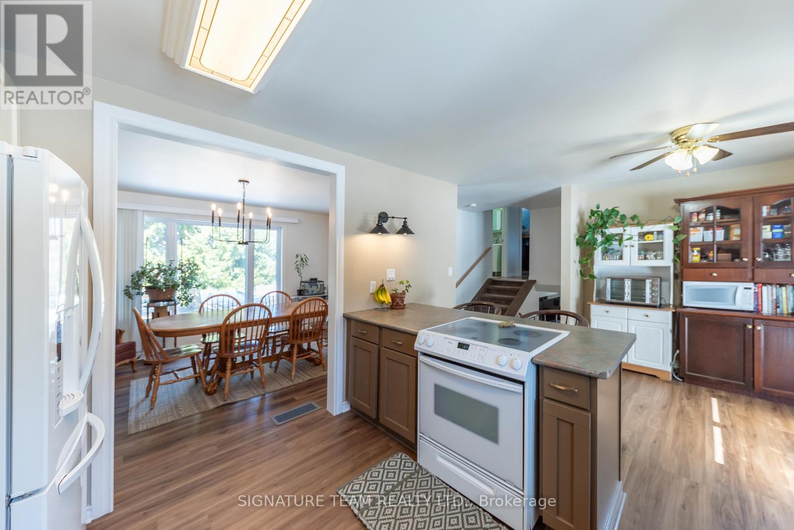 13 Mueller Crescent, Petawawa, Ontario  K8H 3E8 - Photo 11 - X12968866