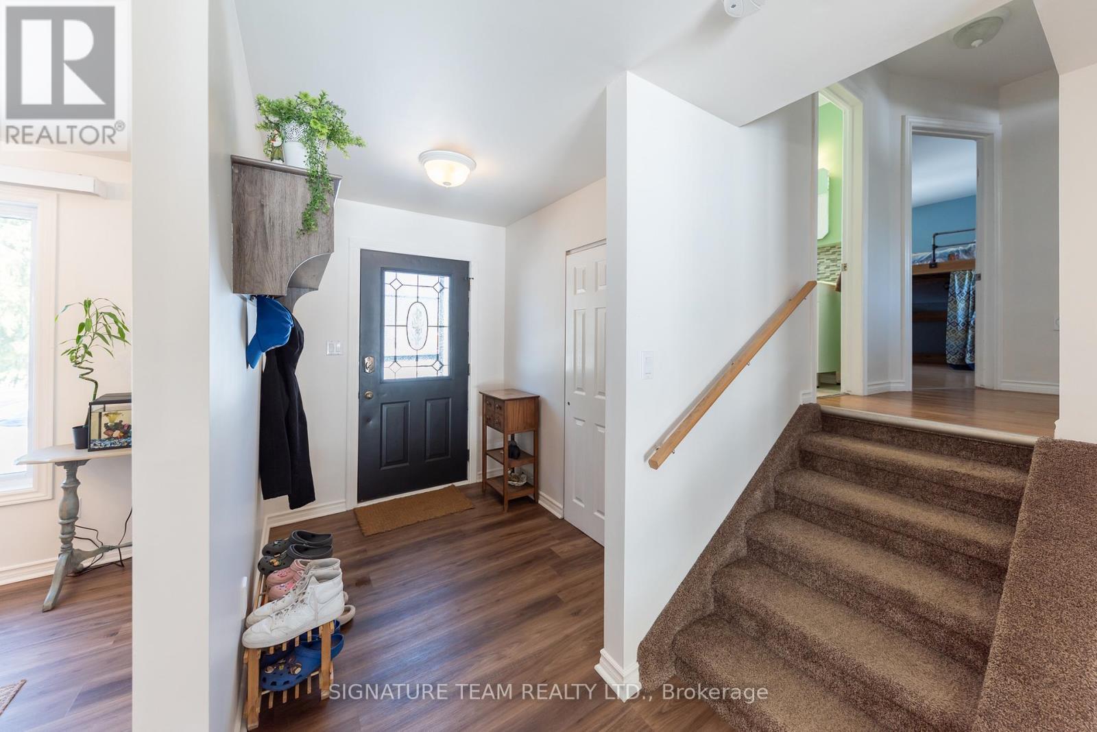 13 Mueller Crescent, Petawawa, Ontario  K8H 3E8 - Photo 7 - X12968866