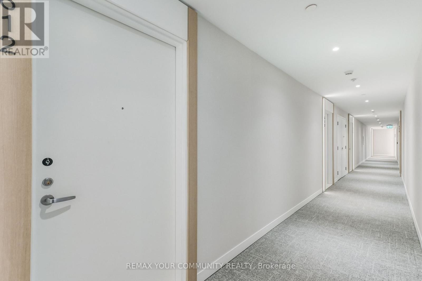 612 - 251 Masonry Way, Mississauga, Ontario  L5H 0B3 - Photo 9 - W12776964