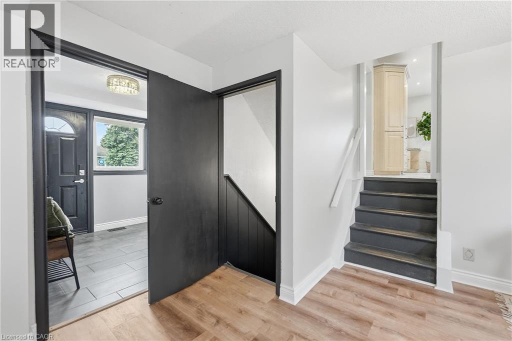 178 Delmar Drive, Hamilton, Ontario  L9C 1J9 - Photo 35 - 40818079