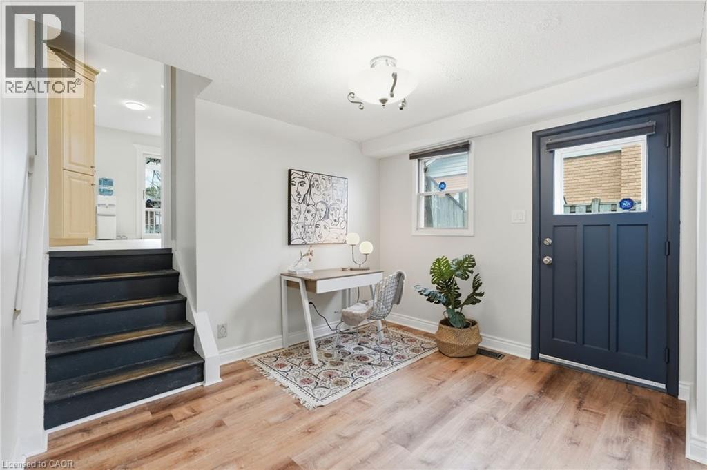 178 Delmar Drive, Hamilton, Ontario  L9C 1J9 - Photo 6 - 40818079