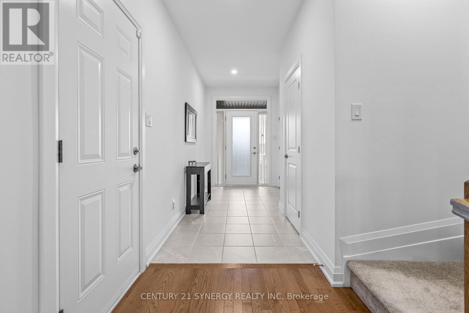 463 Fernside Street, Ottawa, Ontario  K1T 0M1 - Photo 6 - X12954988