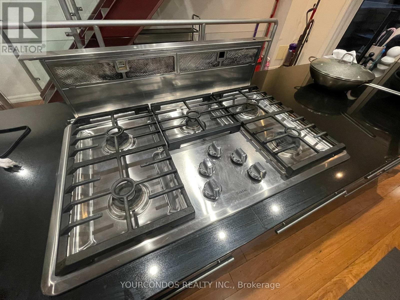 Upper A - 193 Brunswick Avenue, Toronto, Ontario  M5S 2M4 - Photo 9 - C12903848