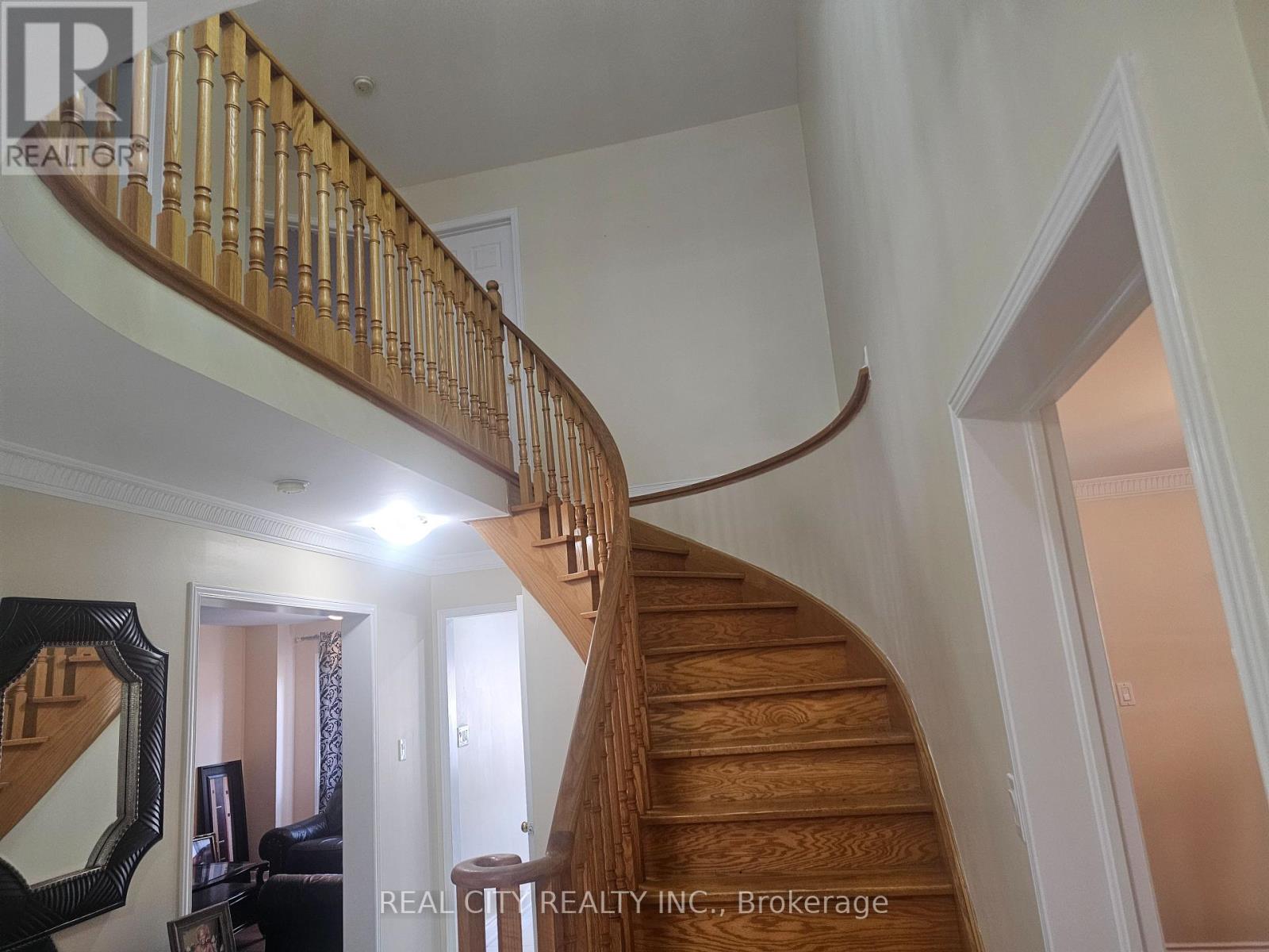 37 Bobcat Street, Brampton, Ontario  L6R 1C8 - Photo 16 - W12937892