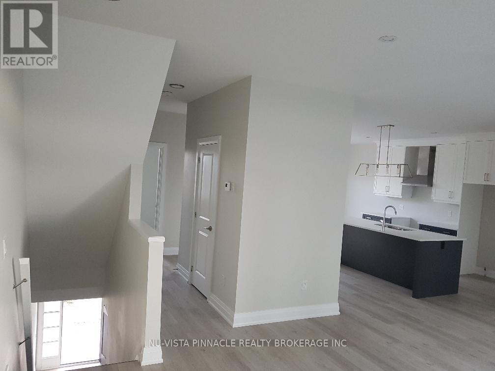 2319 Callingham Drive, London North, Ontario  N6G 0X2 - Photo 7 - X12968814