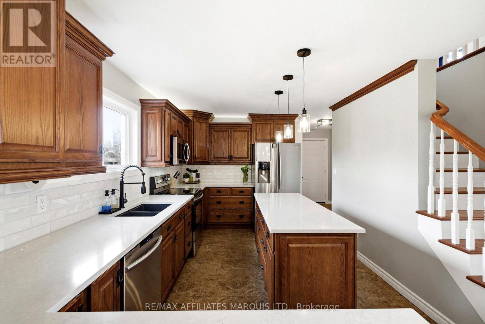 14229 County Road 2 Road, South Stormont, Ontario  K0C 1M0 - Photo 14 - X12968886