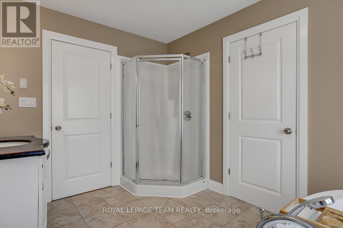 420 Hyndman Road, Edwardsburgh/cardinal, Ontario  K0E 1X0 - Photo 23 - X12968784