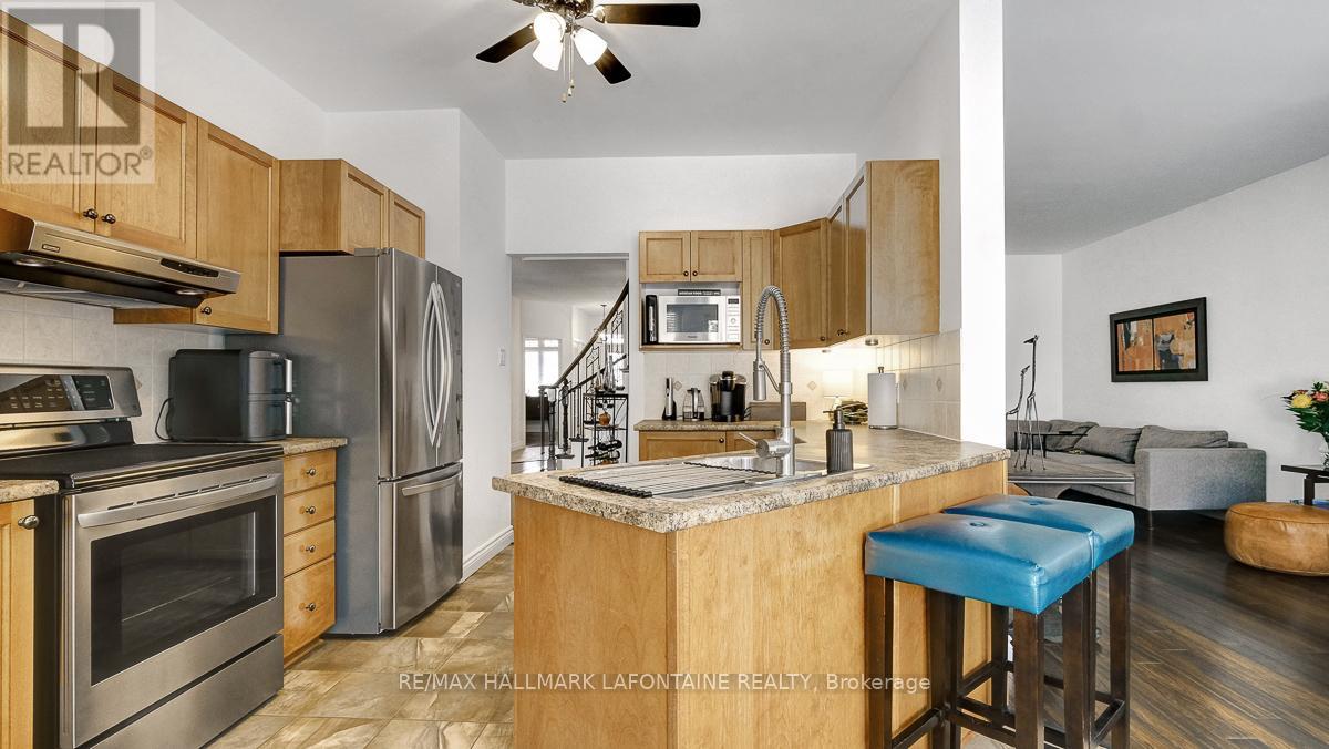 315 Rustic Hills Crescent, Ottawa, Ontario  K4A 5A8 - Photo 18 - X12968908