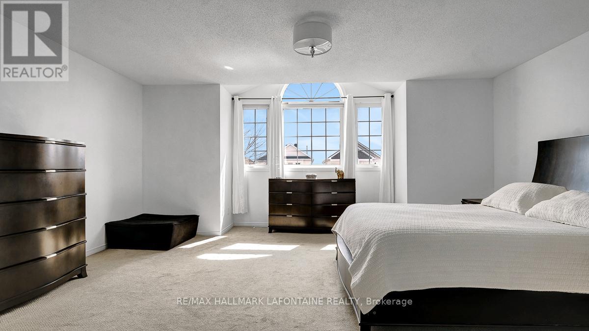 315 Rustic Hills Crescent, Ottawa, Ontario  K4A 5A8 - Photo 32 - X12968908