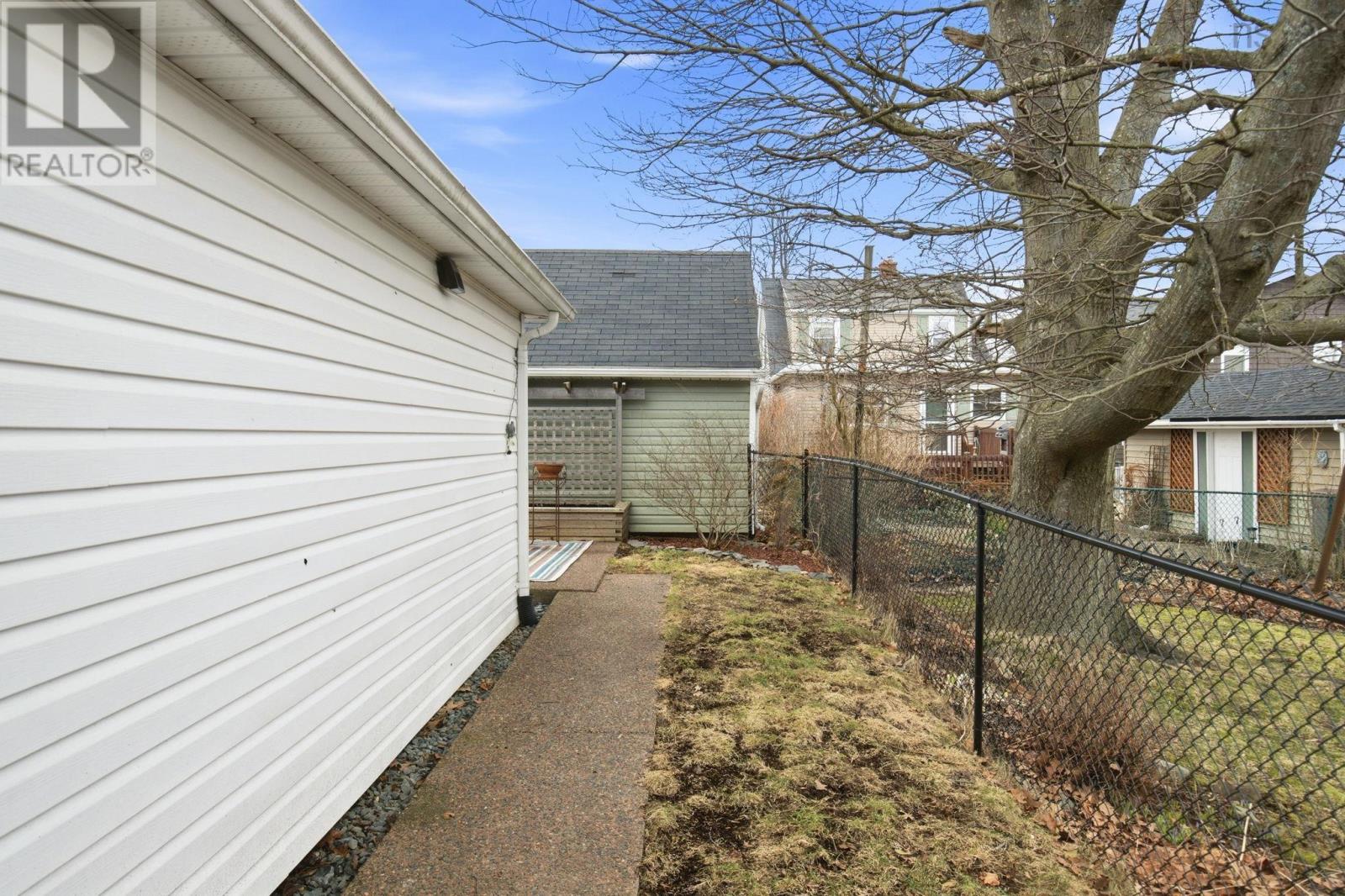 5895 Cabot Street, Halifax, Nova Scotia  B3K 2K2 - Photo 36 - 202606570