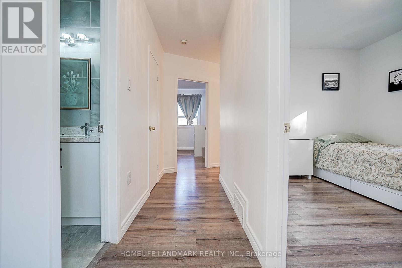 104 Tanjoe Crescent, Toronto, Ontario  M2M 1P7 - Photo 21 - C12968798