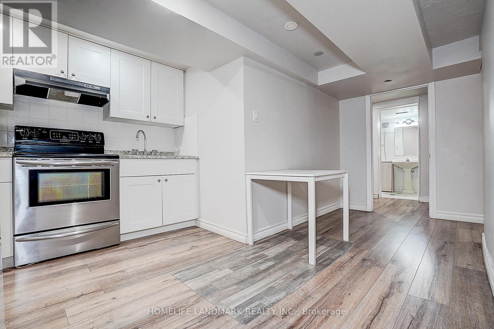 104 Tanjoe Crescent, Toronto, Ontario  M2M 1P7 - Photo 34 - C12968798