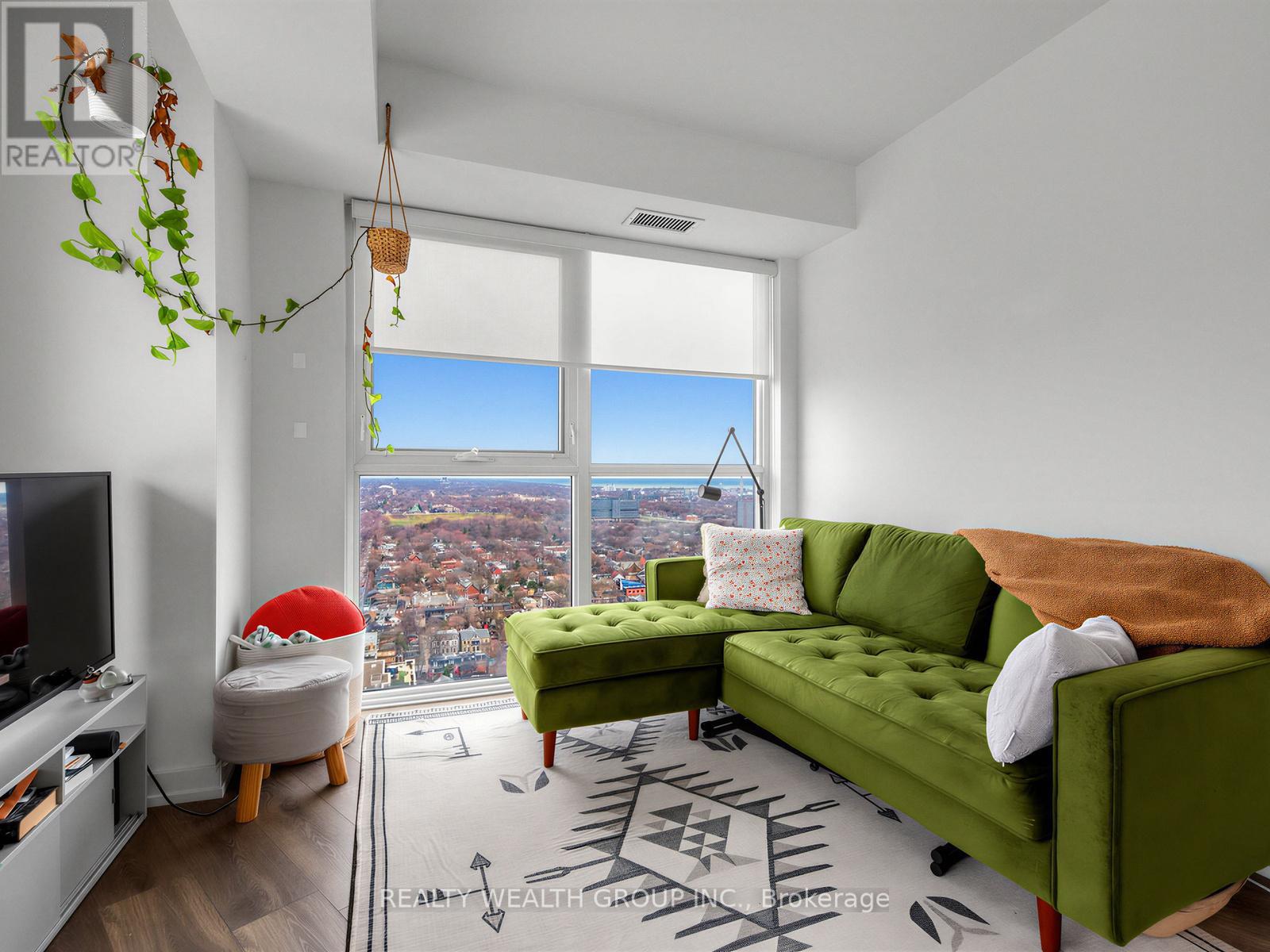 159 Wellesley Street E, Toronto, Ontario M4Y 1J4 - Photo 11 - C12968874