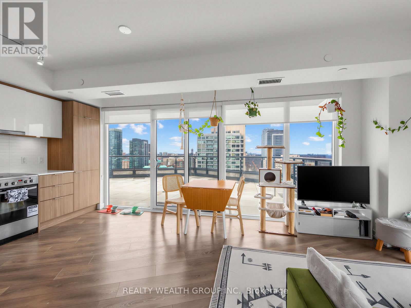 159 Wellesley Street E, Toronto, Ontario M4Y 1J4 - Photo 12 - C12968874