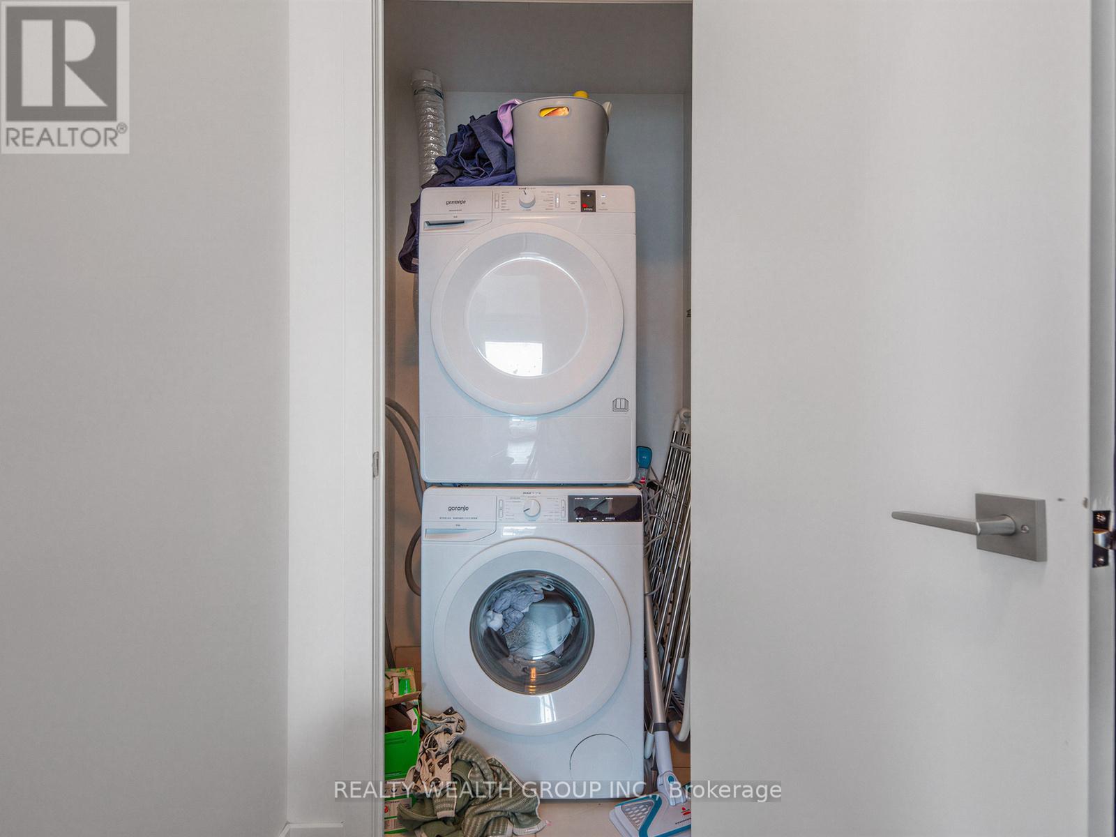 159 Wellesley Street E, Toronto, Ontario M4Y 1J4 - Photo 22 - C12968874