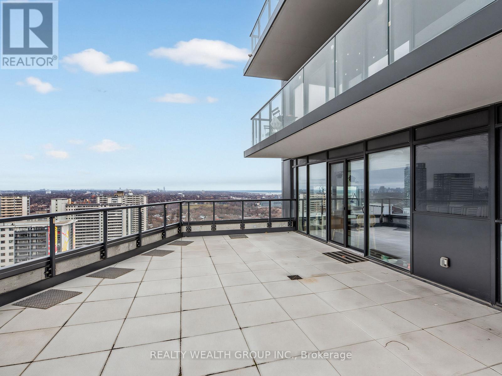 159 Wellesley Street E, Toronto, Ontario M4Y 1J4 - Photo 7 - C12968874