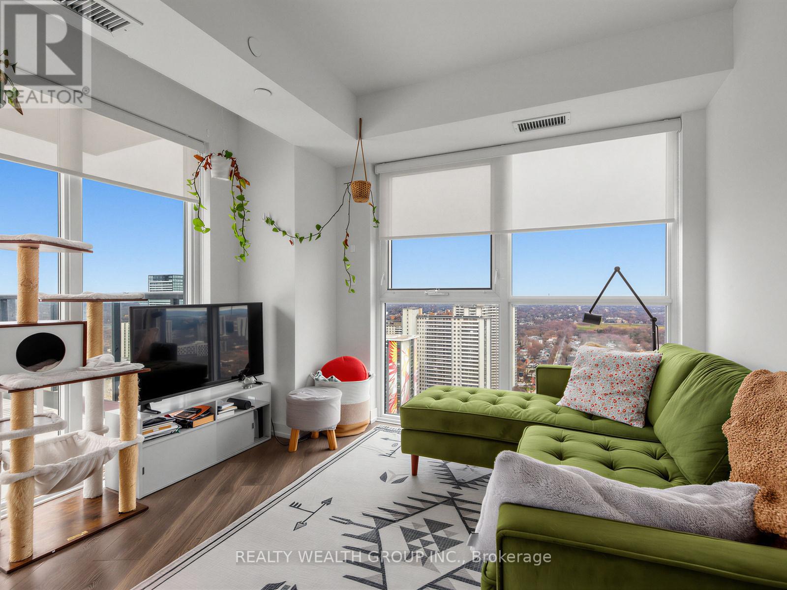 159 Wellesley Street E, Toronto, Ontario M4Y 1J4 - Photo 9 - C12968874