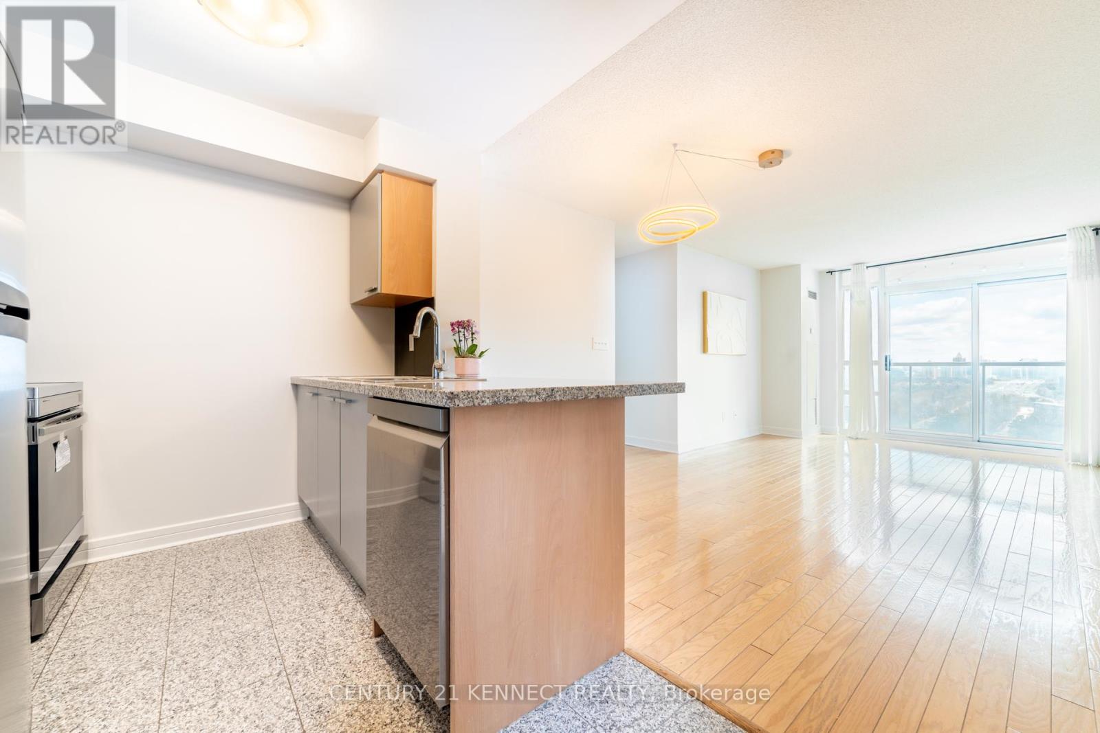 1710 - 16 Harrison Garden Boulevard, Toronto, Ontario M2N 7J6 - Photo 4 - C12968904