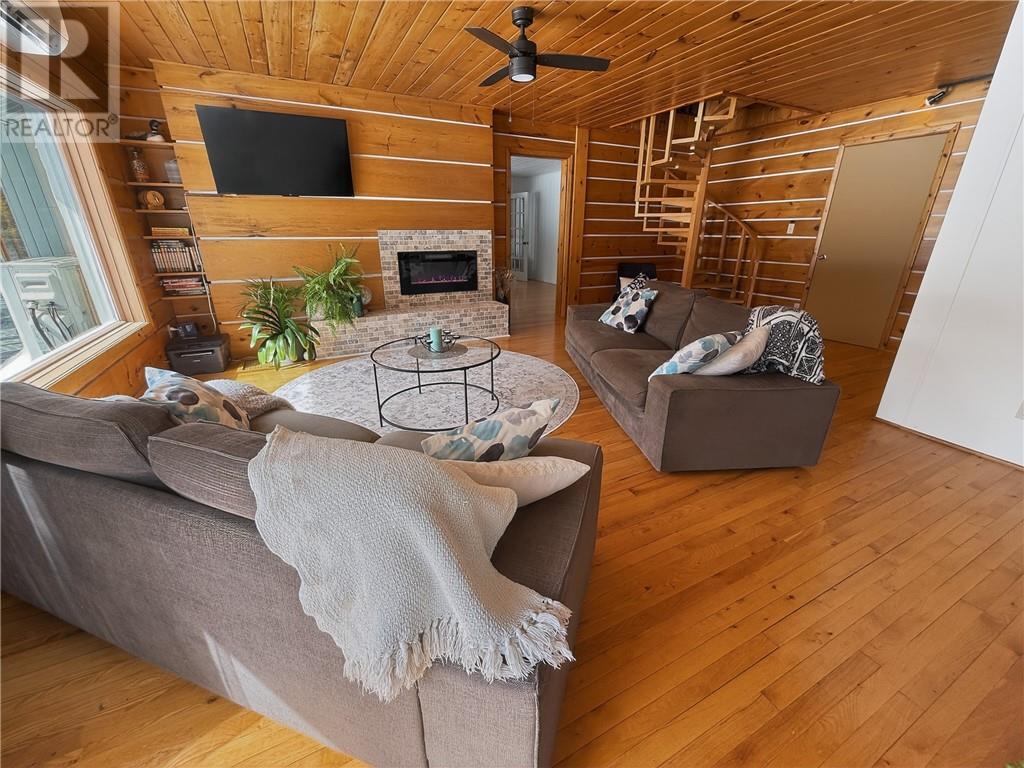 1 Wright Street S, Manitoulin Island, Ontario  P0P 1H0 - Photo 19 - 2127028