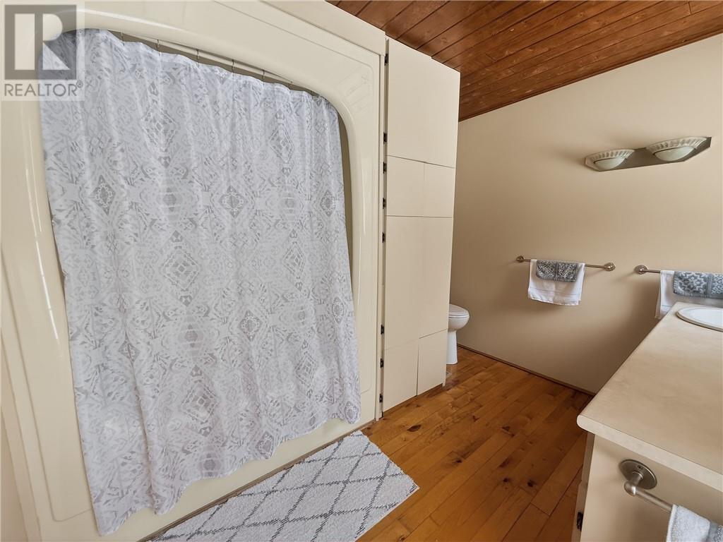 1 Wright Street S, Manitoulin Island, Ontario  P0P 1H0 - Photo 27 - 2127028