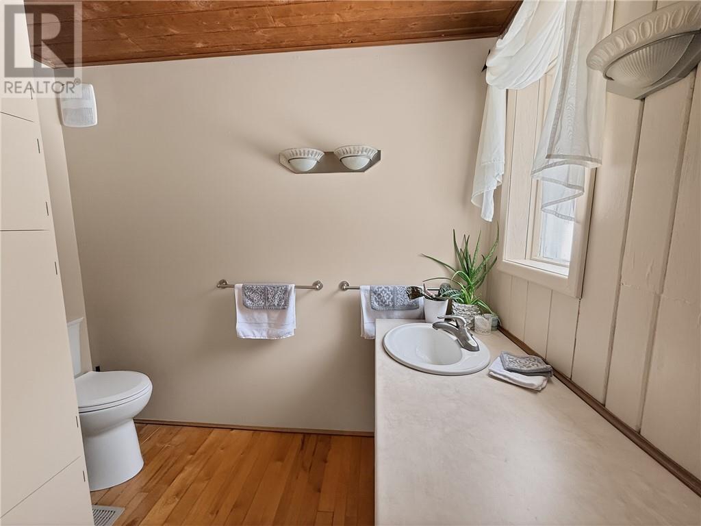 1 Wright Street S, Manitoulin Island, Ontario  P0P 1H0 - Photo 28 - 2127028