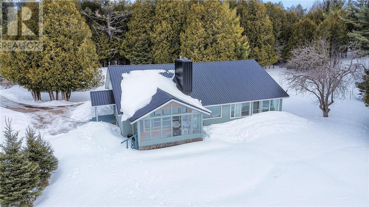 1 Wright Street S, Manitoulin Island, Ontario  P0P 1H0 - Photo 3 - 2127028