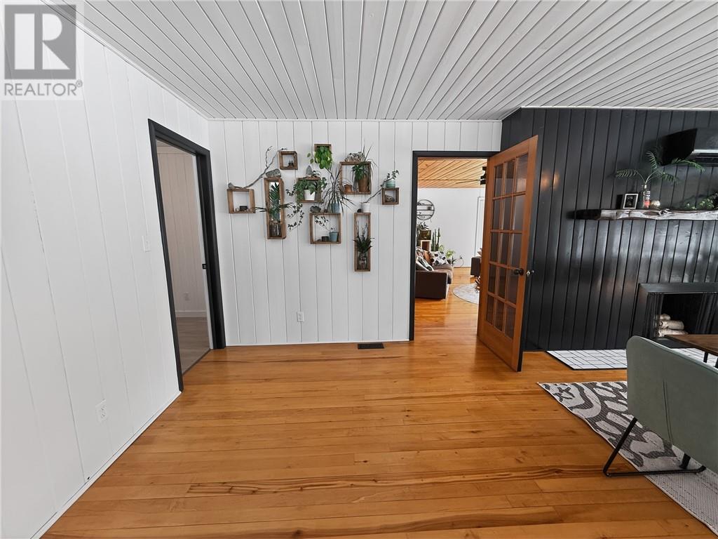 1 Wright Street S, Manitoulin Island, Ontario  P0P 1H0 - Photo 5 - 2127028