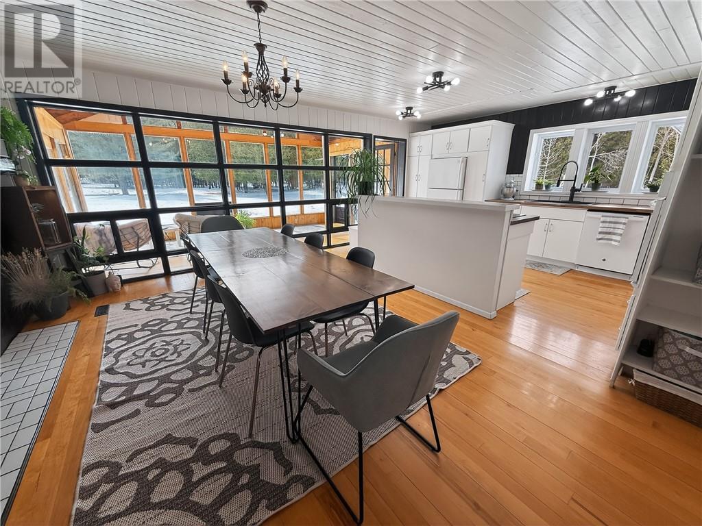 1 Wright Street S, Manitoulin Island, Ontario  P0P 1H0 - Photo 9 - 2127028