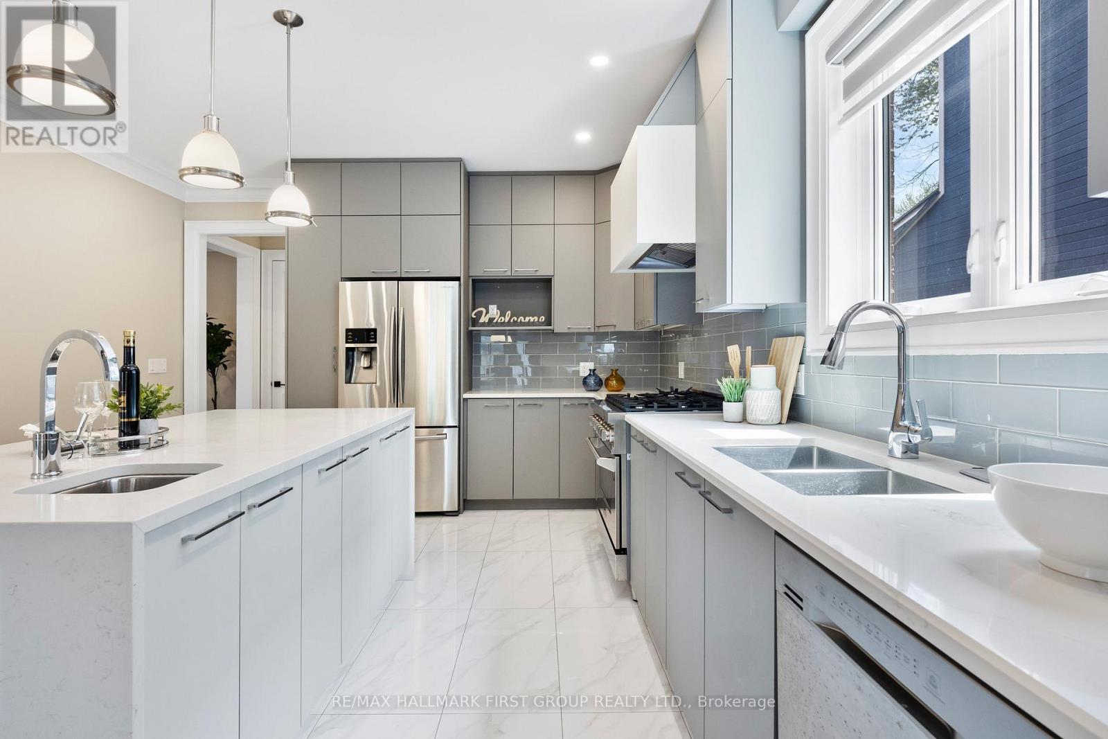 732 Hillview Crescent, Pickering, Ontario  L1W 2R8 - Photo 14 - E12968810