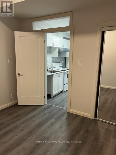 2704 Danforth Avenue, Toronto, Ontario  M4C 1L7 - Photo 14 - E12968846