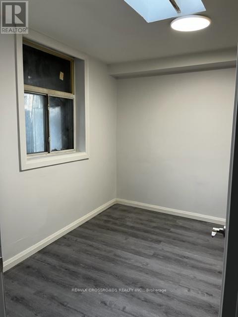 2704 Danforth Avenue, Toronto, Ontario  M4C 1L7 - Photo 20 - E12968846