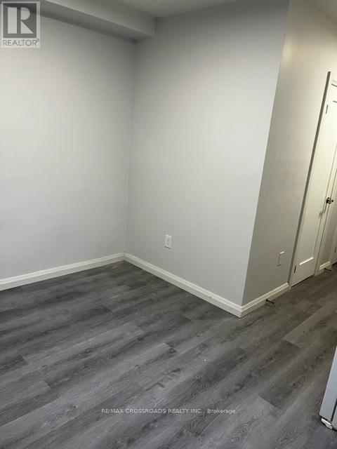 2704 Danforth Avenue, Toronto, Ontario  M4C 1L7 - Photo 23 - E12968846