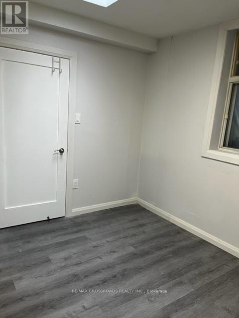 2704 Danforth Avenue, Toronto, Ontario  M4C 1L7 - Photo 24 - E12968846