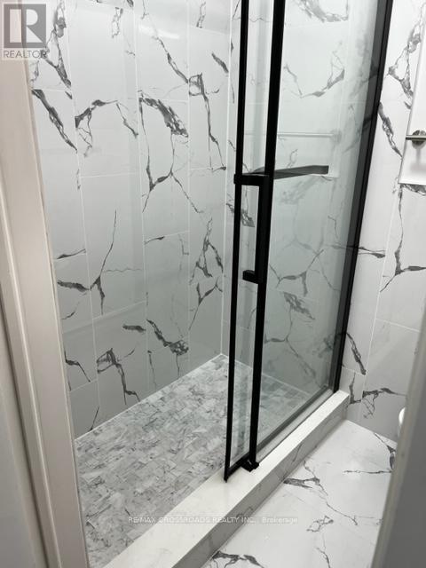 2704 Danforth Avenue, Toronto, Ontario  M4C 1L7 - Photo 7 - E12968846