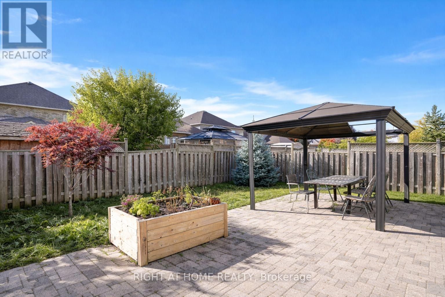 169 Dooley Crescent, Ajax, Ontario  L1T 4J7 - Photo 3 - E12968860