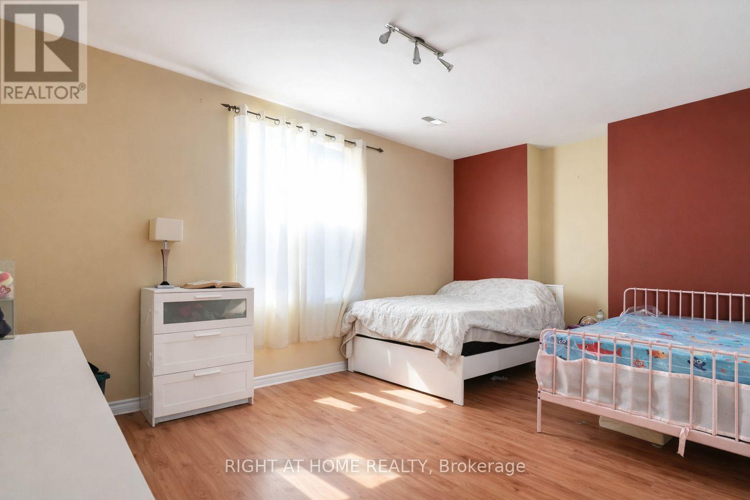 169 Dooley Crescent, Ajax, Ontario  L1T 4J7 - Photo 4 - E12968860