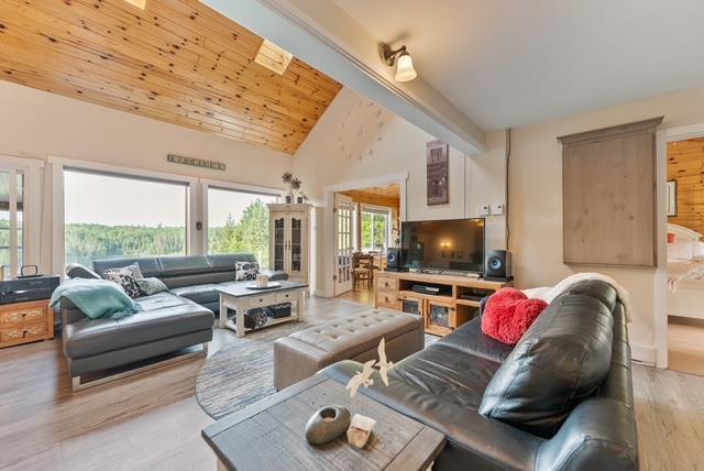 31 Oiseau River Road, Alexander Rm, Manitoba  R0E 1A0 - Photo 7 - 202603436