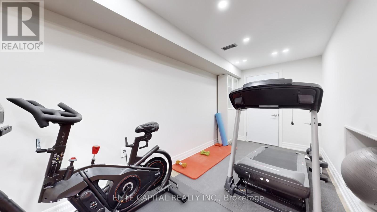 18 Rotondo Crescent, Vaughan, Ontario  L4H 4L9 - Photo 23 - N12968786