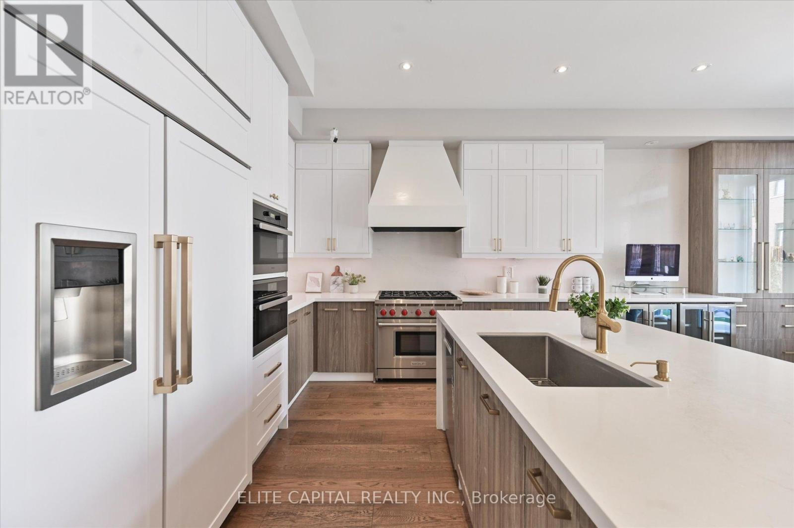 18 Rotondo Crescent, Vaughan, Ontario  L4H 4L9 - Photo 5 - N12968786