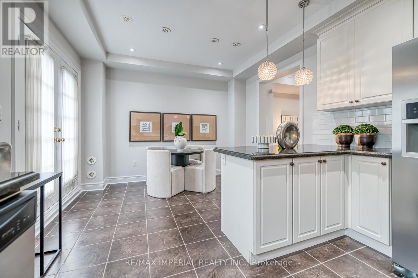 21 Mackenzie's Stand Avenue, Markham, Ontario  L6G 0C4 - Photo 20 - N12968790