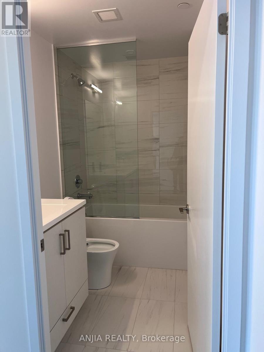 603 - 38 Honeycrisp Crescent, Vaughan, Ontario  L4K 0M8 - Photo 6 - N12968832