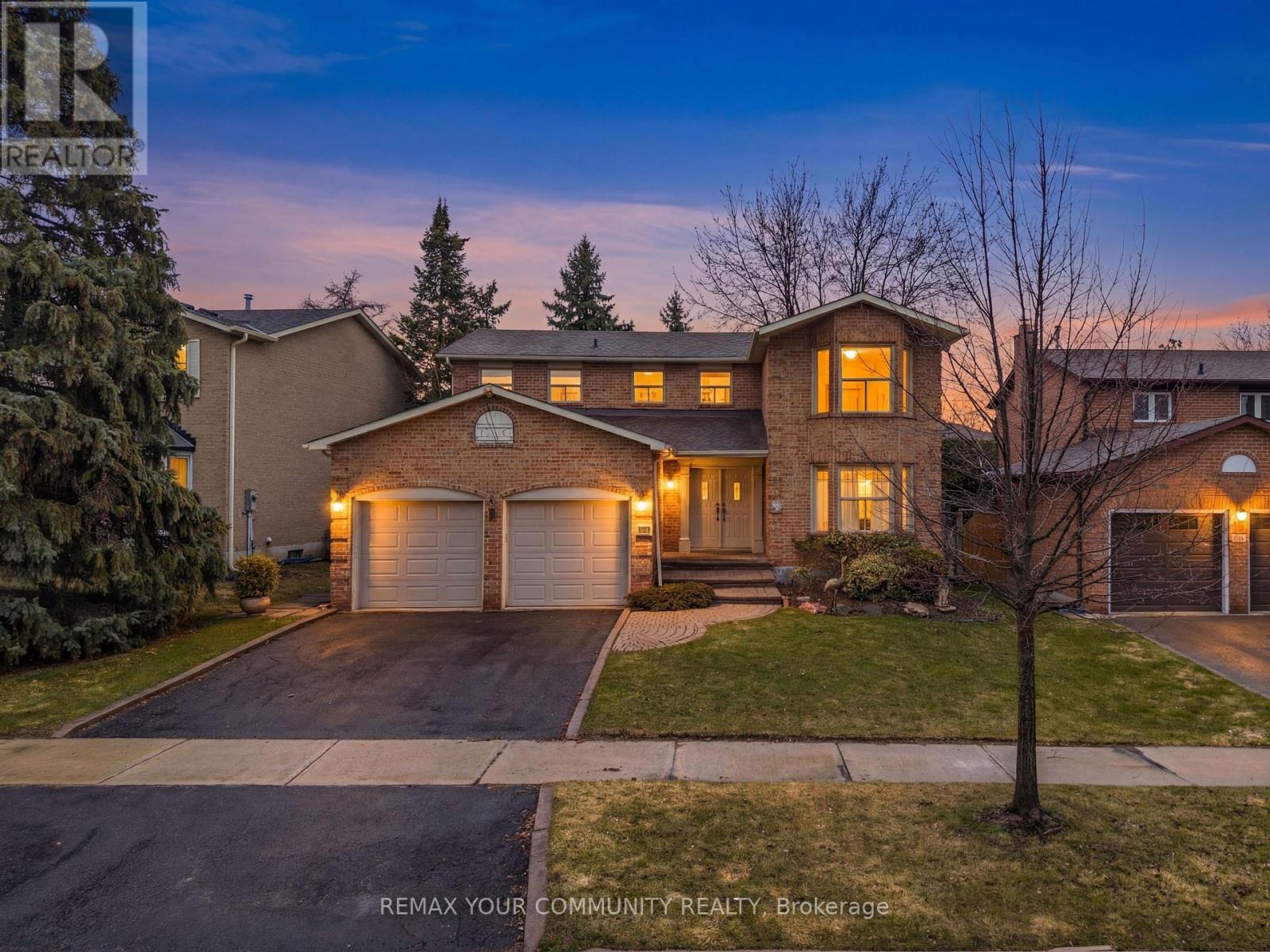 42 HOUSEMAN CRESCENT, Richmond Hill, Ontario