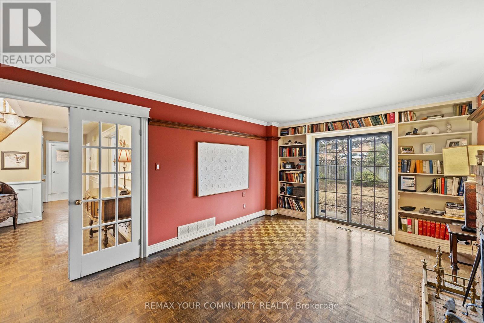 42 Houseman Crescent, Richmond Hill, Ontario  L4C 7R8 - Photo 11 - N12968896