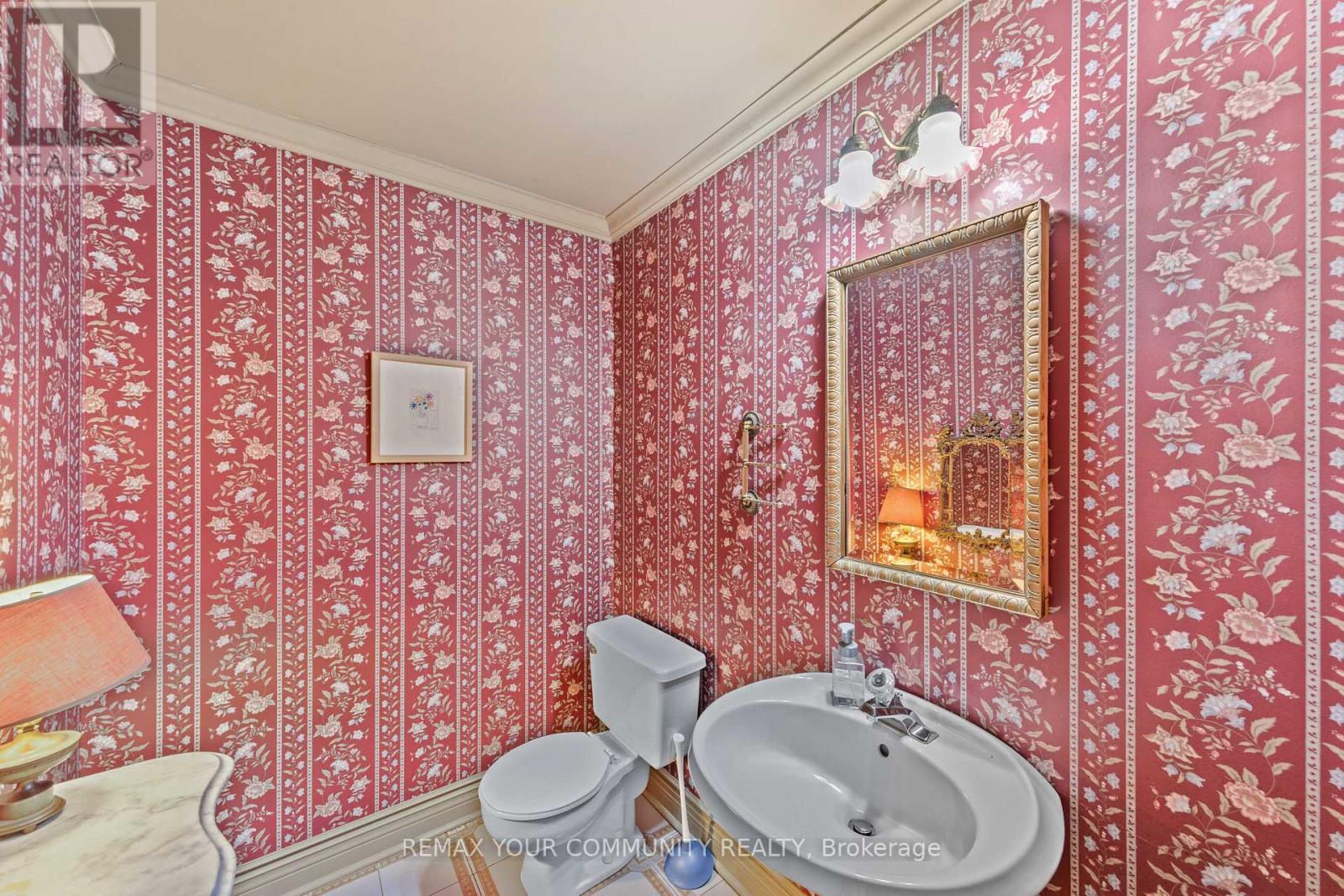 42 Houseman Crescent, Richmond Hill, Ontario  L4C 7R8 - Photo 26 - N12968896