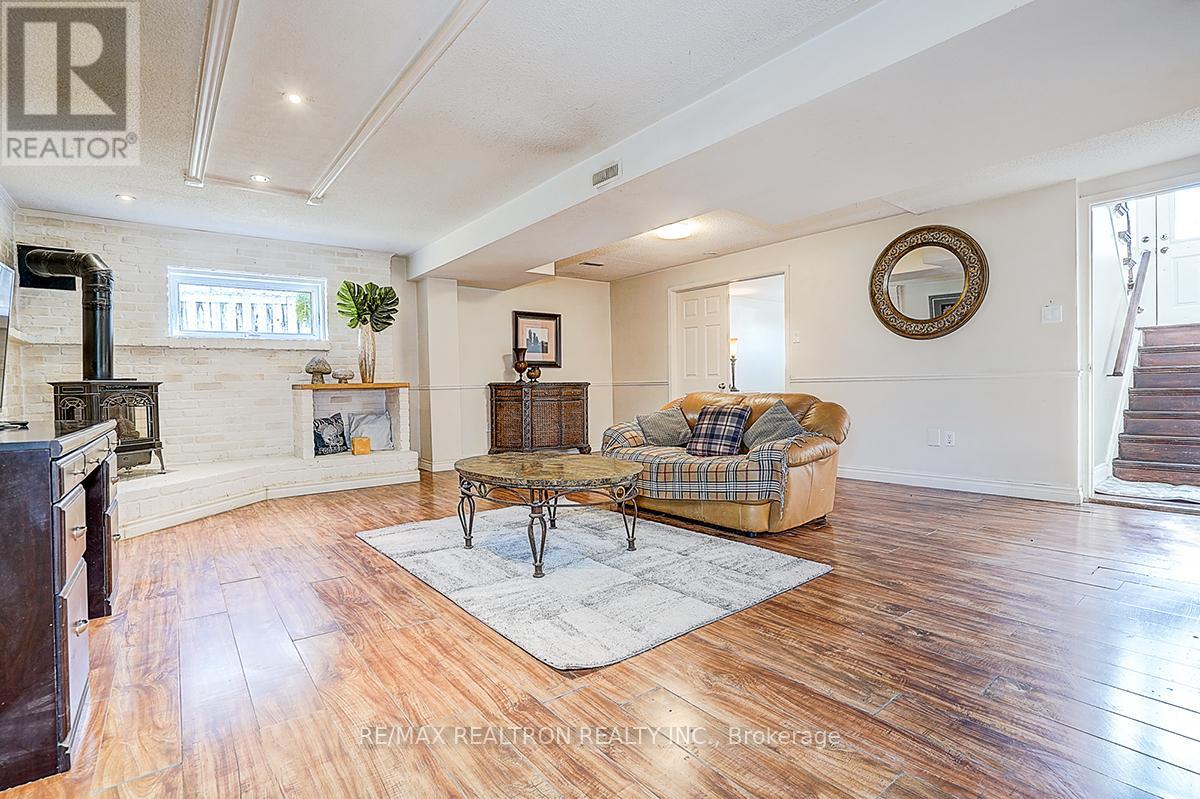 43 Kingsgate Crescent, East Gwillimbury, Ontario  L0G 1M0 - Photo 20 - N12968912