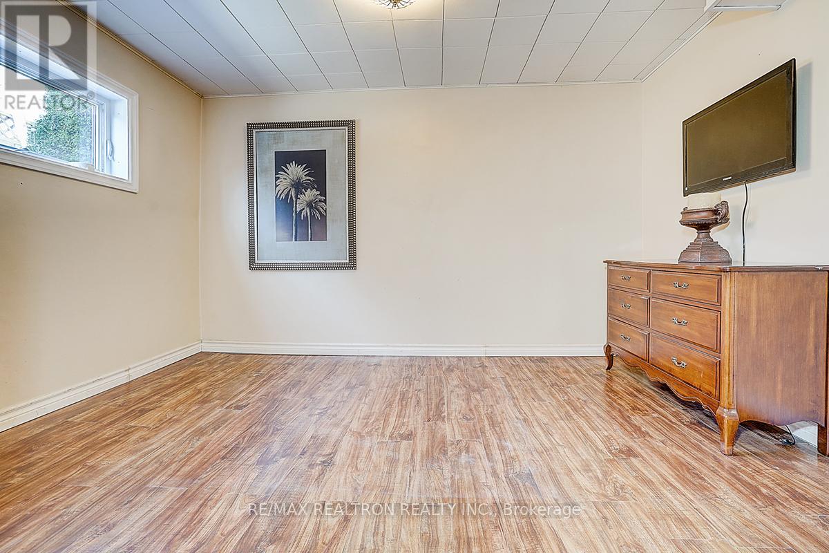 43 Kingsgate Crescent, East Gwillimbury, Ontario  L0G 1M0 - Photo 23 - N12968912